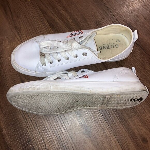 GUESS Leather Size 8.5 Catching White Red Triangle Women’s Sneakers. Preloved - Picture 1 of 7